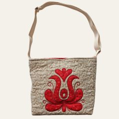Hímzett Tulipános Rátétes Táska